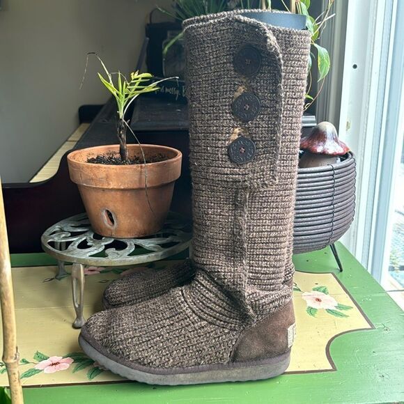 UGG Women’s 7 Classic Cardy Knit Convertible Brown & Gold Metallic Tall Boots - Picture 1 of 9